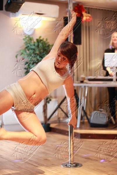 POLE_FITNESS_094
