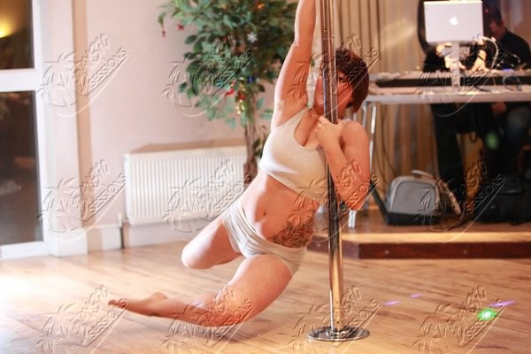 POLE_FITNESS_108