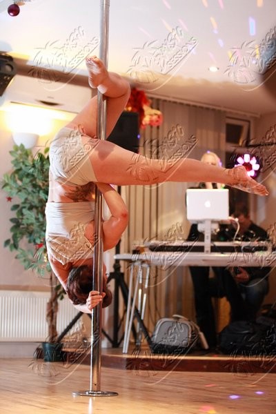 POLE_FITNESS_112